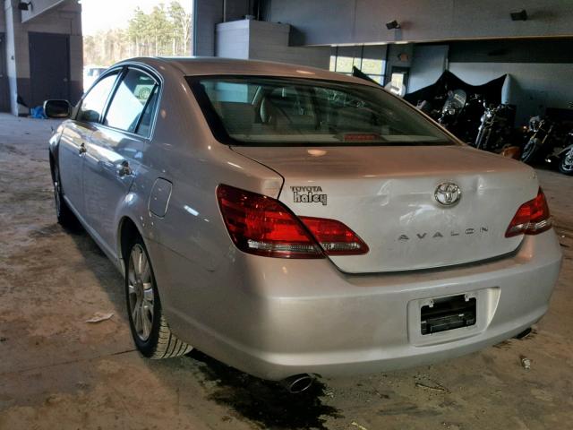 4T1BK36B18U296966 - 2008 TOYOTA AVALON XL SILVER photo 3