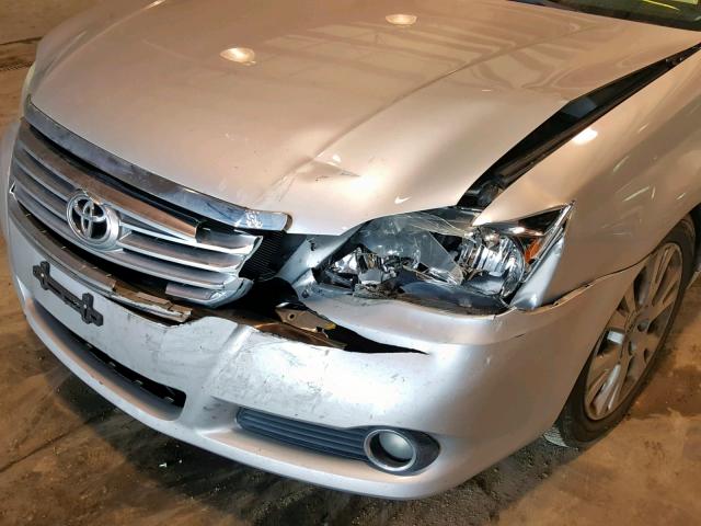 4T1BK36B18U296966 - 2008 TOYOTA AVALON XL SILVER photo 9