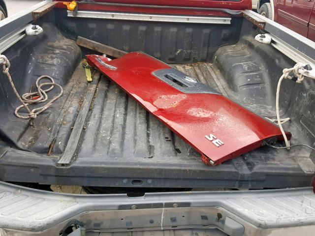 1N6AD07U56C440317 - 2006 NISSAN FRONTIER C RED photo 9