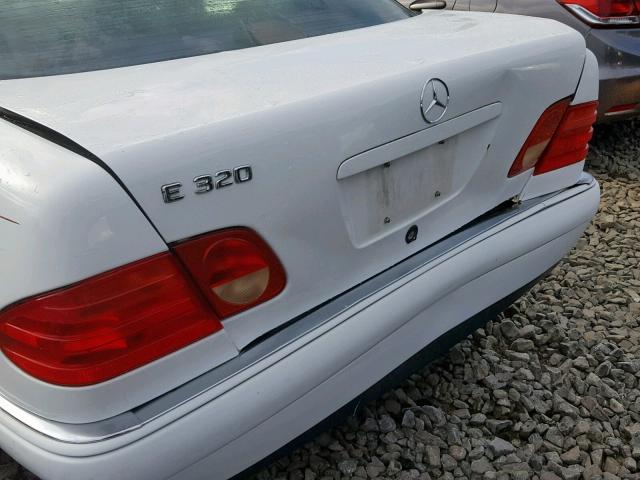 WDBJF65F1WA622398 - 1998 MERCEDES-BENZ E 320 WHITE photo 9