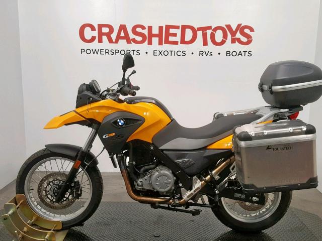 WB101890XDZY95168 - 2013 BMW G650 GS YELLOW photo 3