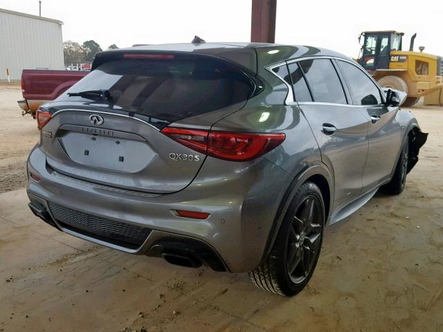 SJKCH5CPXHA034123 - 2017 INFINITI QX30 BASE GRAY photo 4