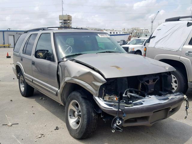 1GNCS13W812122731 - 2001 CHEVROLET BLAZER BROWN photo 1