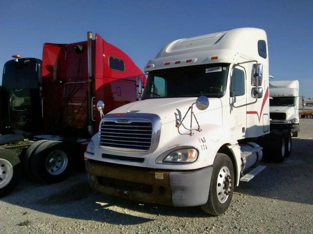 1FUJA6CK86LW25960 - 2006 FREIGHTLINER CONVENTION WHITE photo 2