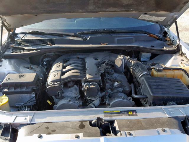 2C3JA53G25H162341 - 2005 CHRYSLER 300 TOURIN SILVER photo 7