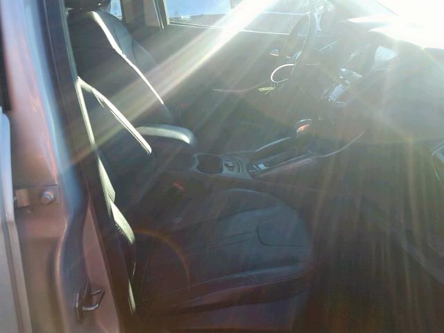 1FAHP3N27CL428358 - 2012 FORD FOCUS TITA SILVER photo 5