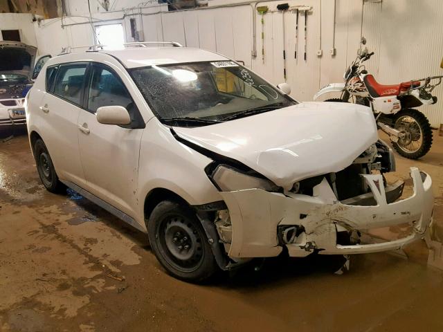 5Y2SM6E05AZ402506 - 2010 PONTIAC VIBE WHITE photo 1