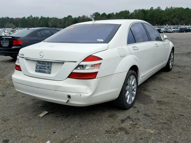 WDDNG71X77A069266 - 2007 MERCEDES-BENZ S 550 WHITE photo 4