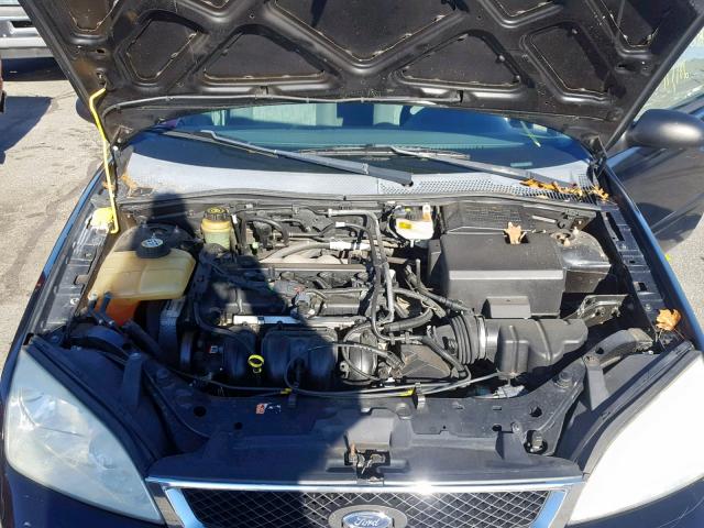 1FAFP34N05W225770 - 2005 FORD FOCUS ZX4 BLACK photo 7