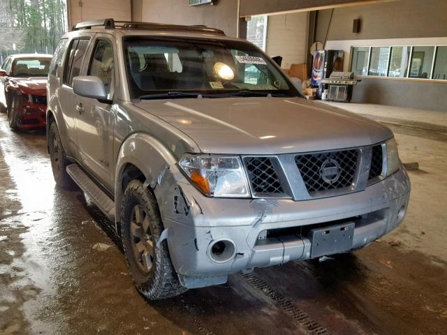 5N1AR18W67C633437 - 2007 NISSAN PATHFINDER SILVER photo 1