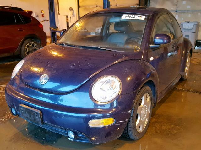 3VWCA21C8YM474833 - 2000 VOLKSWAGEN NEW BEETLE BLUE photo 2