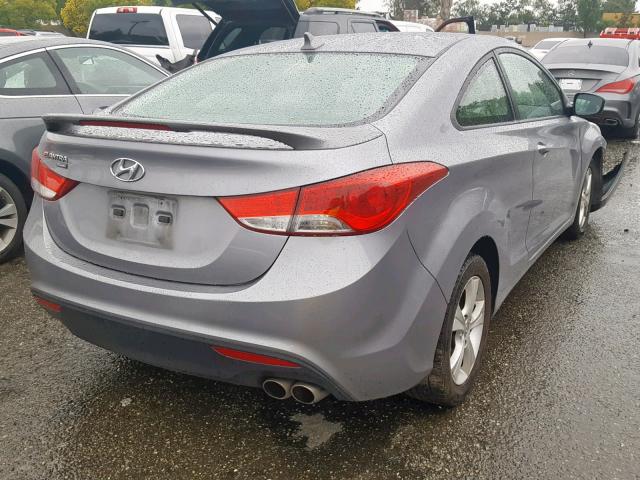 KMHDH6AEXDU017258 - 2013 HYUNDAI ELANTRA CO GRAY photo 4