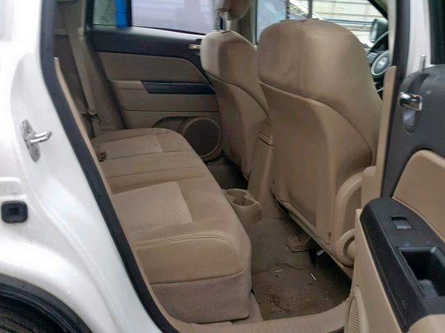 1J4NF1FB7BD282792 - 2011 JEEP COMPASS SP 白色 照片 6