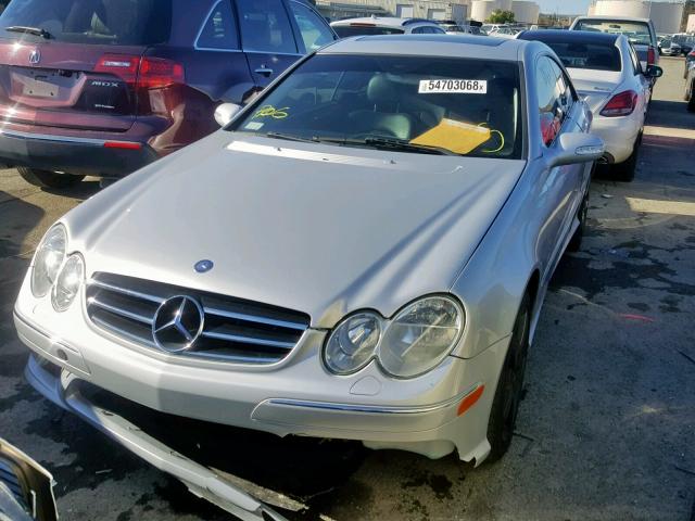 WDBTJ75J76F173975 - 2006 MERCEDES-BENZ CLK 500 SILVER photo 2