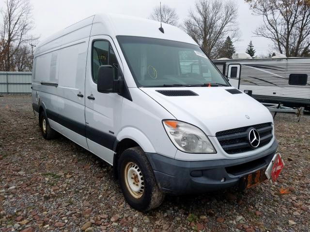 WD3PE8CBXB5583690 - 2011 MERCEDES-BENZ SPRINTER 2 WHITE photo 1