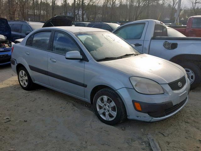 KNADE123566085422 - 2006 KIA RIO SILVER photo 1