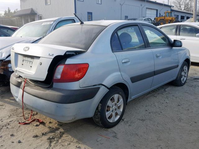 KNADE123566085422 - 2006 KIA RIO SILVER photo 4