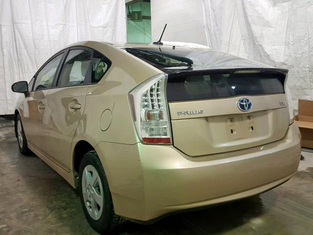 JTDKN3DU2B0253137 - 2011 TOYOTA PRIUS GOLD photo 3