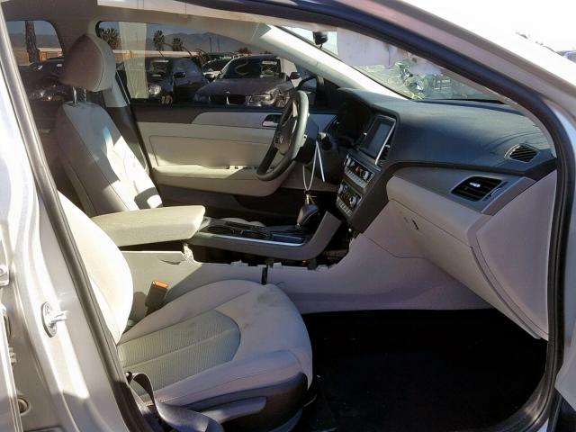 5NPE34AF9JH671002 - 2018 HYUNDAI SONATA SPO SILVER photo 5