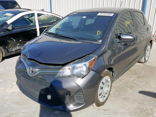 VNKKTUD31GA060375 - 2016 TOYOTA YARIS L GRAY photo 2