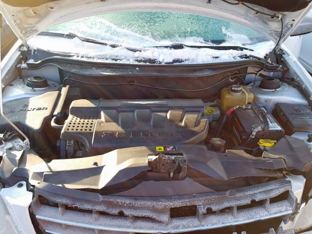 2C8GF68475R356576 - 2005 CHRYSLER PACIFICA T SILVER photo 7