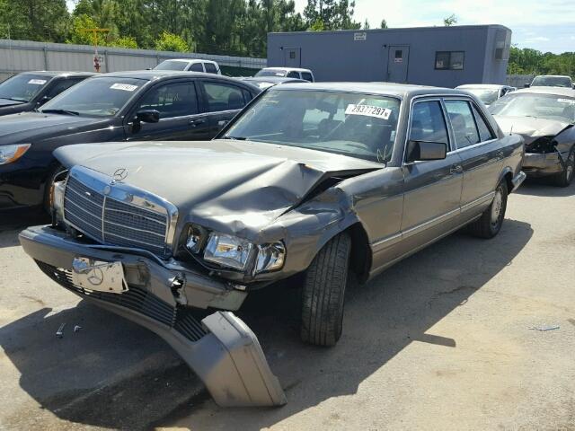 WDBCA35E1KA472896 - 1989 MERCEDES-BENZ 420 SEL GRAY photo 2