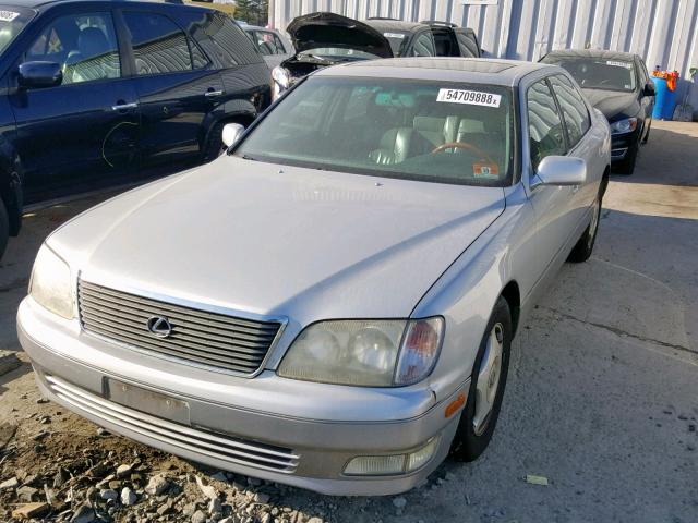 JT8BH28F1X0141528 - 1999 LEXUS LS 400 SILVER photo 2