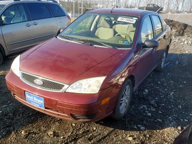 1FAHP34N26W131710 - 2006 FORD FOCUS ZX4 RED photo 2