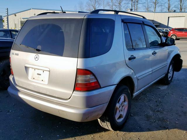 4JGAB54E51A275176 - 2001 MERCEDES-BENZ ML 320 SILVER photo 4