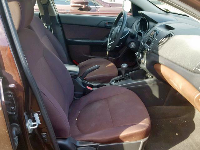 KNAFU4A23A5842984 - 2010 KIA FORTE EX BURGUNDY photo 5