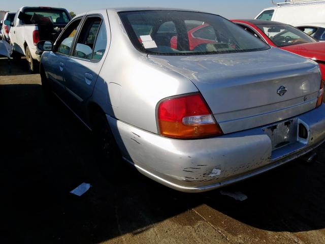 1N4DL01DXXC132921 - 1999 NISSAN ALTIMA XE GRAY photo 3