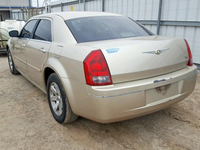 2C3KA53G07H629571 - 2007 CHRYSLER 300 TOURIN GOLD photo 3