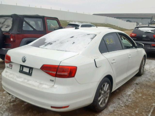 3VWLA7AJ9FM251032 - 2015 VOLKSWAGEN JETTA TDI WHITE photo 4