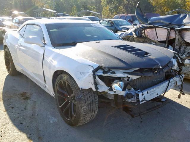 2G1FG1EW6F9302876 - 2015 CHEVROLET CAMARO SS WHITE photo 1