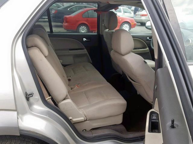 1FMDK05W98GA18553 - 2008 FORD TAURUS X S GRAY photo 6