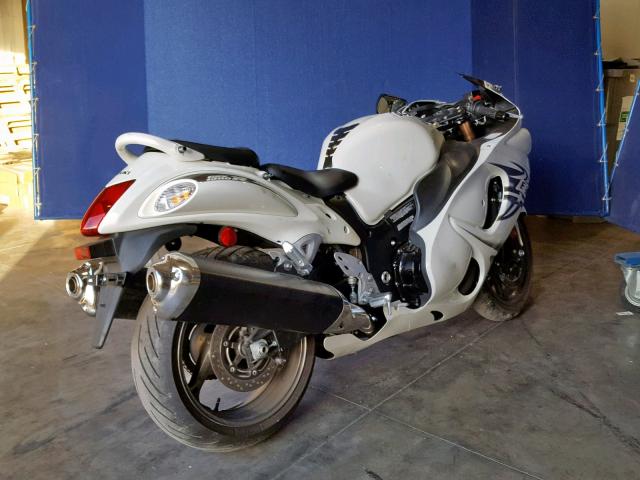 JS1GX72A5B2100217 - 2011 SUZUKI GSX1300 R WHITE photo 4