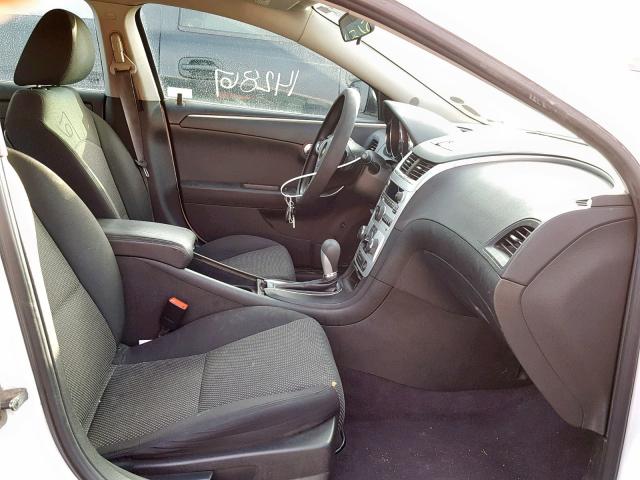 1G1ZC5E04AF324080 - 2010 CHEVROLET MALIBU 1LT WHITE photo 5