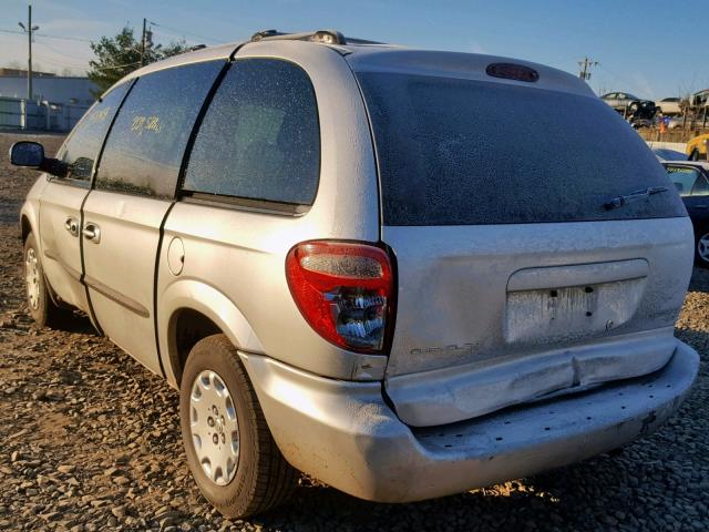 1C4GJ45312B590495 - 2002 CHRYSLER VOYAGER LX SILVER photo 3