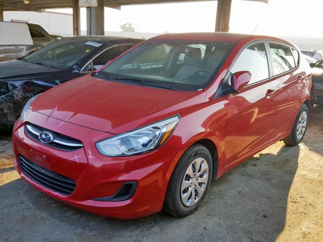 KMHCT5AE3HU337175 - 2017 HYUNDAI ACCENT SE RED photo 2