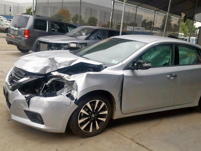 1N4AL3AP0JC245525 - 2018 NISSAN ALTIMA 2.5 SILVER photo 9