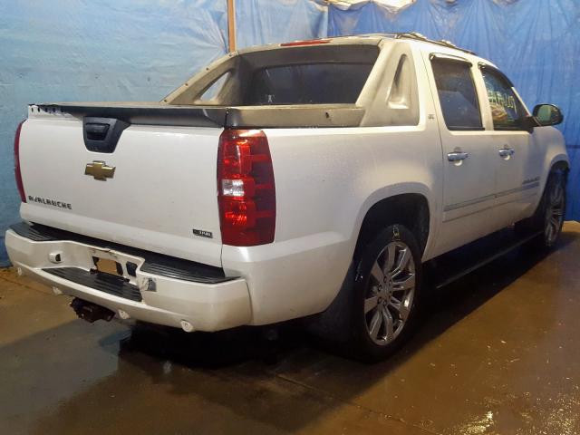 3GNFK32059G280078 - 2009 CHEVROLET AVALANCHE WHITE photo 4