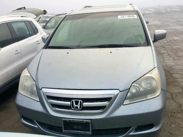 5FNRL38657B025951 - 2007 HONDA ODYSSEY EX SILVER photo 9