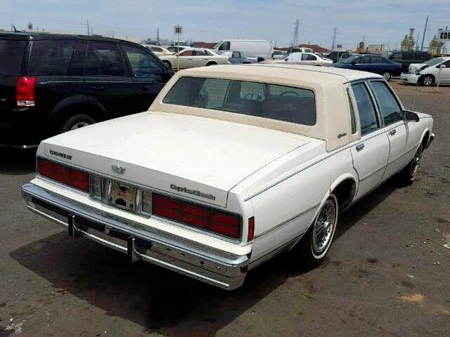 1G1BU51H0H9114420 - 1987 CHEVROLET CAPRICE CL WHITE photo 4