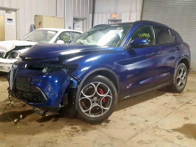 ZASFAKNN0J7B94763 - 2018 ALFA ROMEO STELVIO TI BLUE photo 2