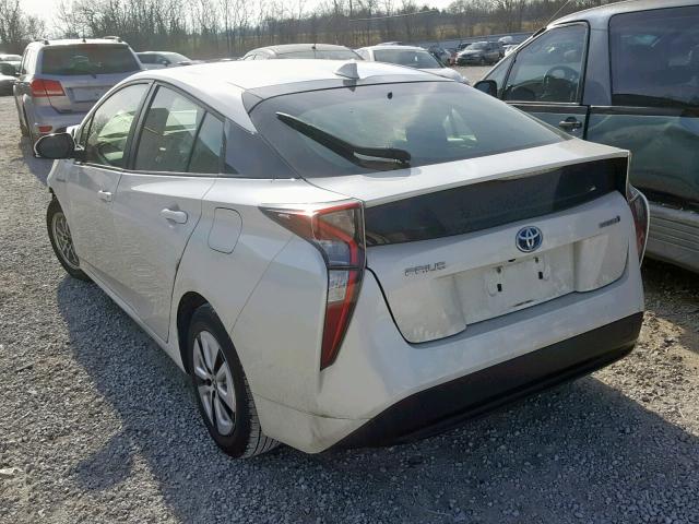 JTDKARFU6H3531458 - 2017 TOYOTA PRIUS WHITE photo 3