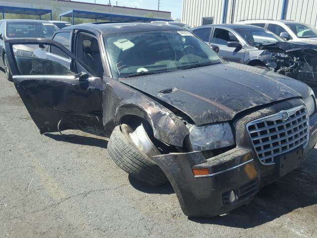 2C3JA53G65H179840 - 2005 CHRYSLER 300 TOURIN BURGUNDY photo 1