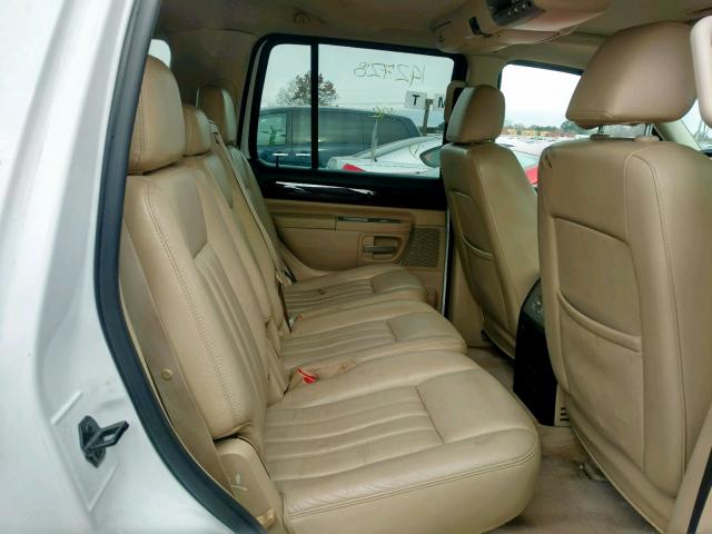 5LMEU88H95ZJ30874 - 2005 LINCOLN AVIATOR 白色 照片 6