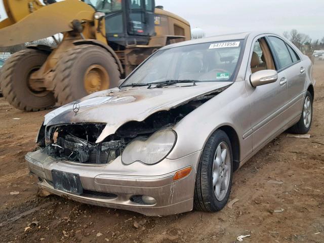 WDBRF81J64F447722 - 2004 MERCEDES-BENZ C 240 4MAT BEIGE photo 2