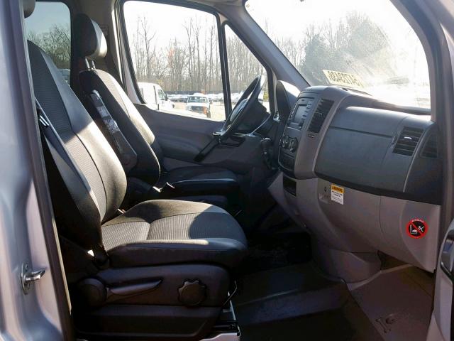 WDZPE8DC6E5849501 - 2014 MERCEDES-BENZ SPRINTER 2 GRAY photo 5