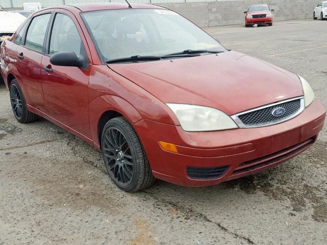 1FAHP34N05W306227 - 2005 FORD FOCUS ZX4 MAROON photo 1